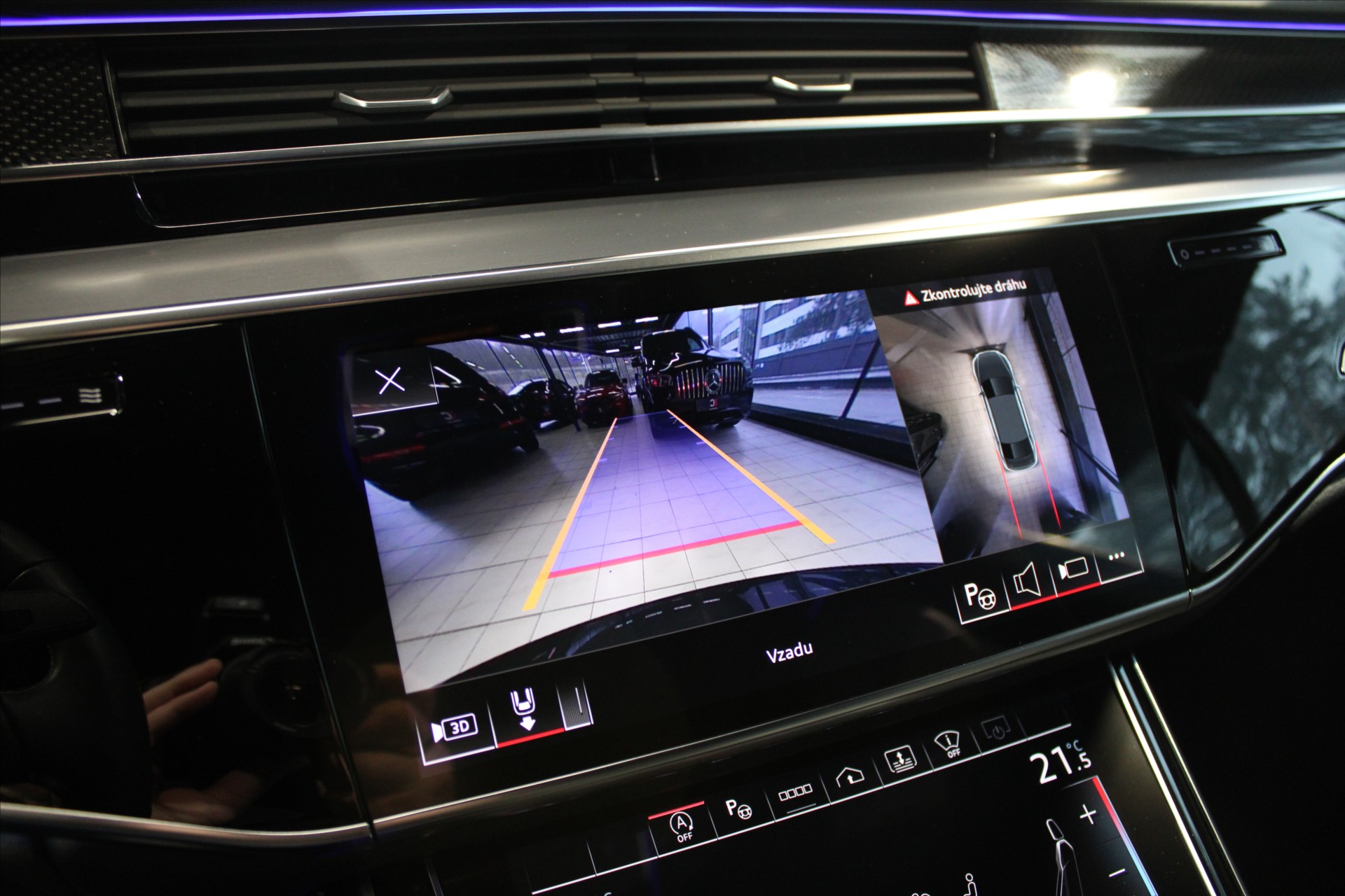 Audi S8