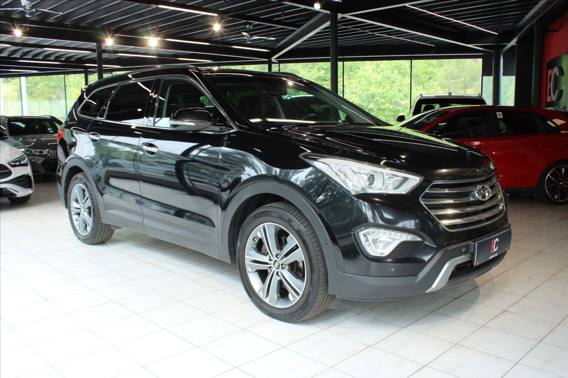 Hyundai Grand Santa Fe